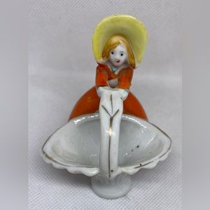 Vintage Pioneer Woman Toothpick/Match Holder